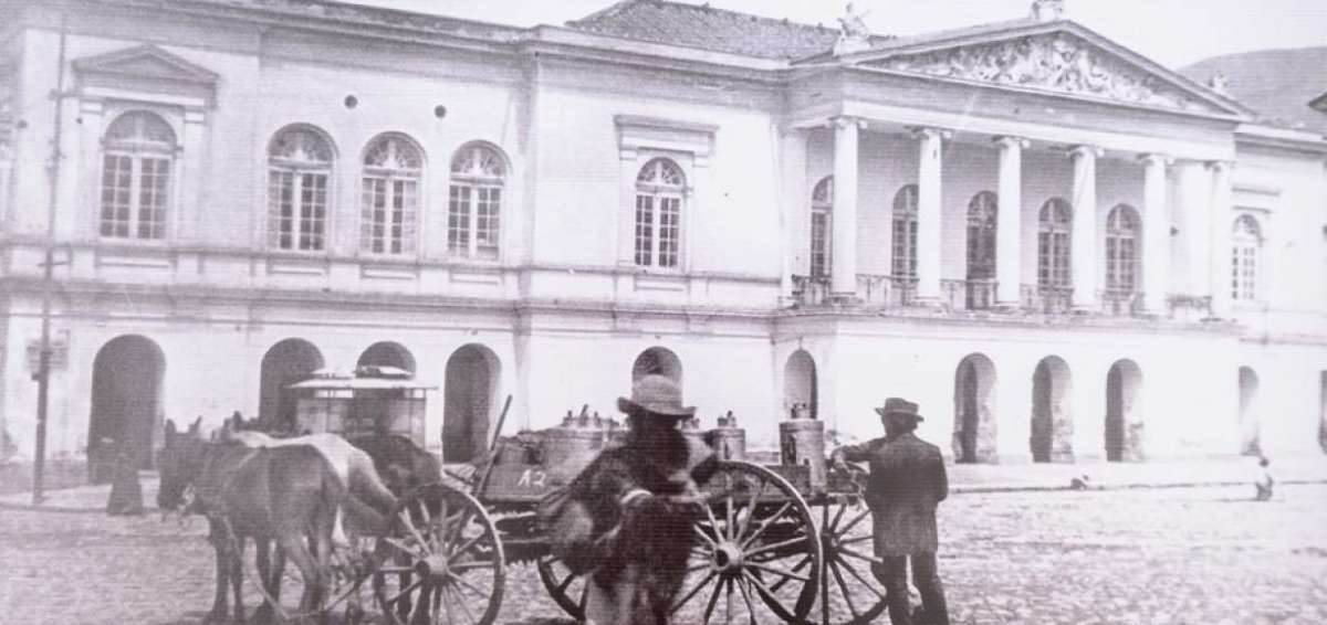Los ministerios de Turismo y Cultura proporcionaron las fotos para la exposici&oacute;n conmemorativa.