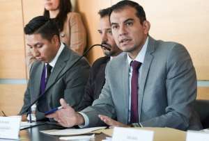 En caso de no haber consenso, el salario básico unificado será fijado por el ministro Harold Burbano. 