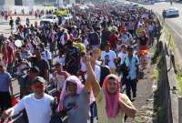 Una nueva caravana tratará de cruzar la frontera con Estados Unidos, a pesar de los riesgos. 