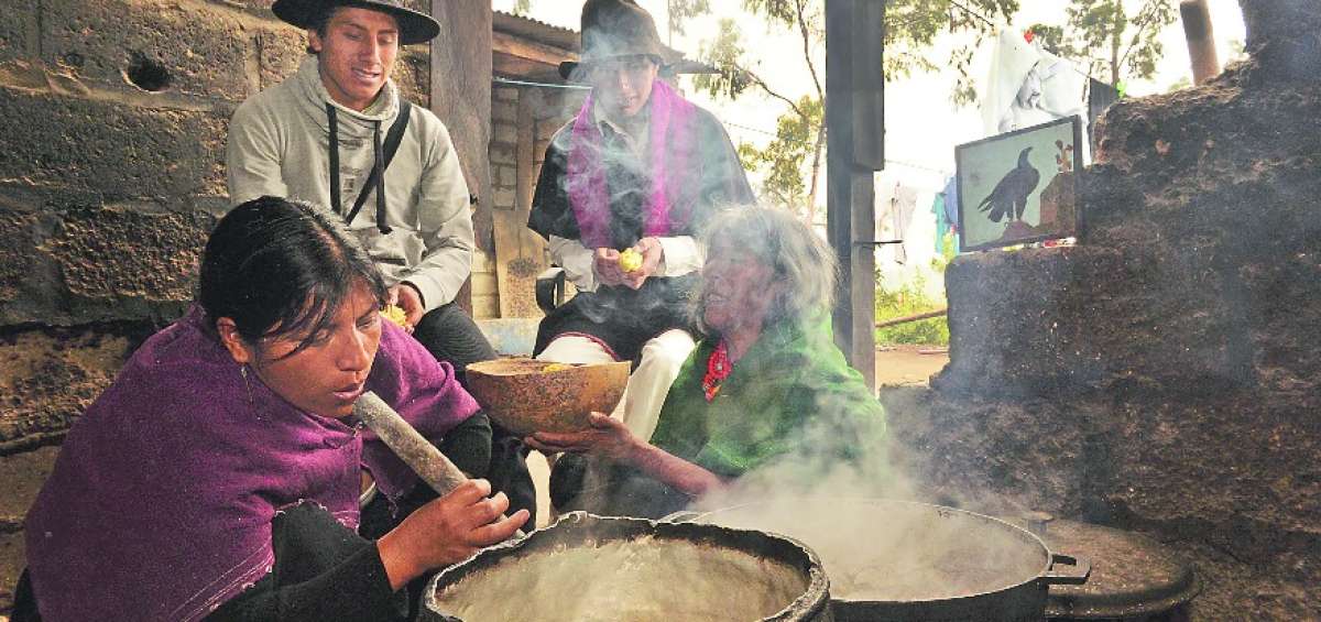En las etnias de la zona central, la comida  todav&iacute;a conserva el sabor de anta&ntilde;o