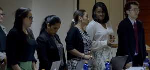 La fiscal general Diana Salazar (blusa blanca) asiste a la audiencia del caso Sobornos 2012-2016, acompa&ntilde;ada de su equipo de apoyo. 