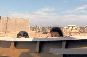 Fotograma del documental, que en 2012 fue acreededor del premio Mariano Aguilera, cuenta la vida de una comunidad costera. Foto: Cortes&iacute;a de Libertad Gills