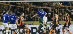 El Everton de Enner Valencia salv&oacute; un empate en Hull en la recta final