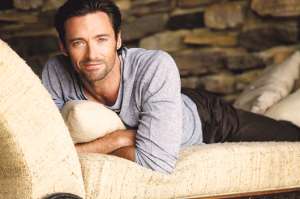 Jackman casi se castra con garras de Lobezno