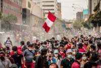 Continúan las protestas en Perú para reclamar se convoque a elecciones