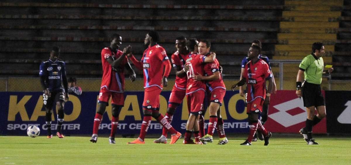 (En juego) El Nacional vence con un gol al Independiente del Valle