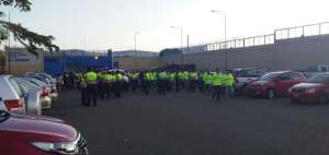  Polic&iacute;as resultaron heridos durante requisa en c&aacute;rcel El Rodeo este viernes 5 de julio de 2019