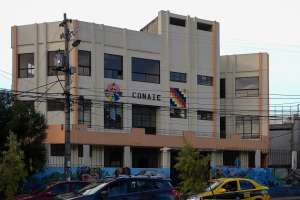 Fachada de la sede de Conaie en la Avenida Granados y 6 de Diciembre (norte de Quito). Foto: &Aacute;lvaro P&eacute;rez / EL TEL&Eacute;GRAFO