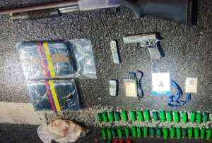 Policía Nacional decomisó armas, drogas y explosivos en Milagro