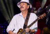 El guitarrista Carlos Santana se desmayó durante un concierto