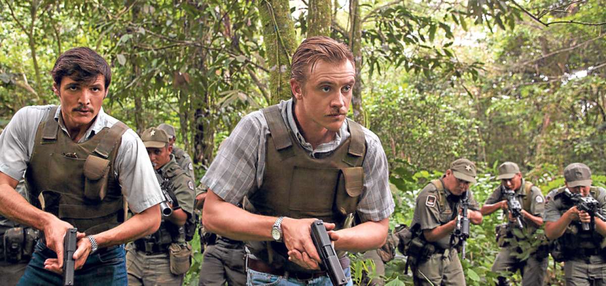 Escena de Narcos en la que aparece el Boyd Holbrook en primer plano. &Eacute;l interpreta al agente Steve Murphy.
