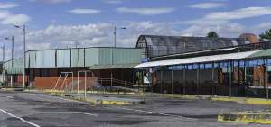 Los vecinos de la ex estaci&oacute;n &ldquo;La Y&rdquo; dicen que el predio tiene vigilancia. Sin embargo, esperan que el Municipio defina un uso para el espacio. 