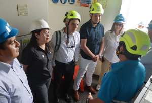 La ministra de Energía y Minas, Andrea Arrobo Peña, cumplió una extensa agenda en Galápagos.