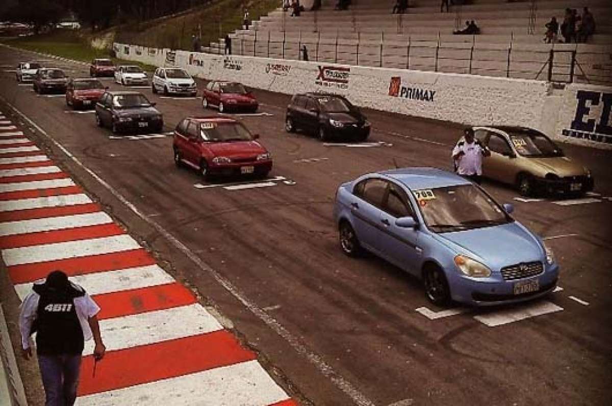 El encuentro se realizar&aacute; en la pista de Yahuarcocha (Imbabura). Foto: Cortes&iacute;a.