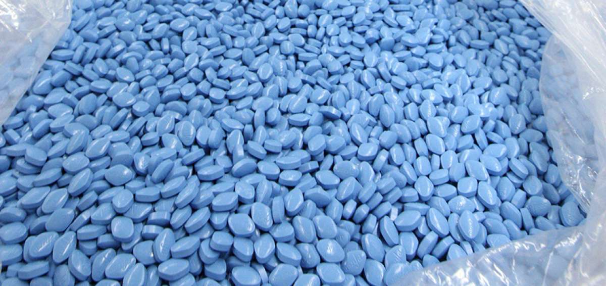 El azar llev&oacute; a Pfizer a la cima de las ventas por su 'pastilla azul'