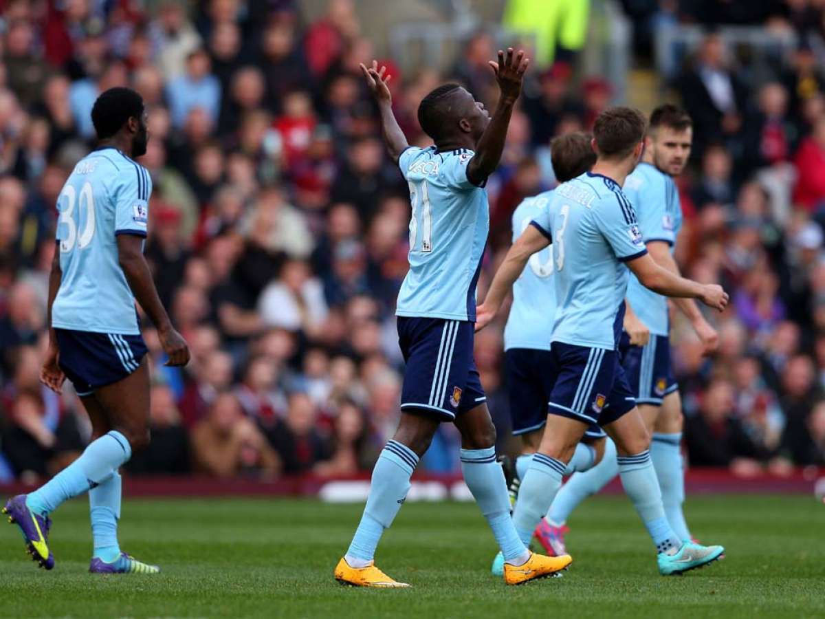 El delantero ecuatoriano ha logrado sinton&iacute;a con la hinchada del West Ham United, gracias a sus goles. Ayer volvi&oacute; a marcar en la victoria de su equipo sobre el Burnley (3-1). Foto: Internet.