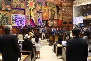 Asamblea decide suprimir financiamiento estatal a partidos políticos.