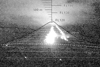 Se mantiene actividad alta en la superficie del volcán Reventador
