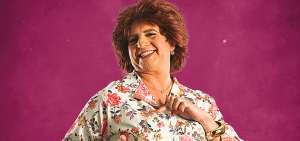 Es un personaje tomado de la pel&iacute;cula Todo sobre mi madre. El actor y director teatral V&iacute;ctor Acebedo interpreta este mon&oacute;logo de un travesti que contar&aacute; la forma en que dej&oacute; su pueblo para viajar a Guayaquil y ser parte del elenco de Microteatro.
