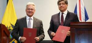 Ecuador y Reino Unido fortalecen cooperaci&oacute;n en comercio, educaci&oacute;n y medio ambiente