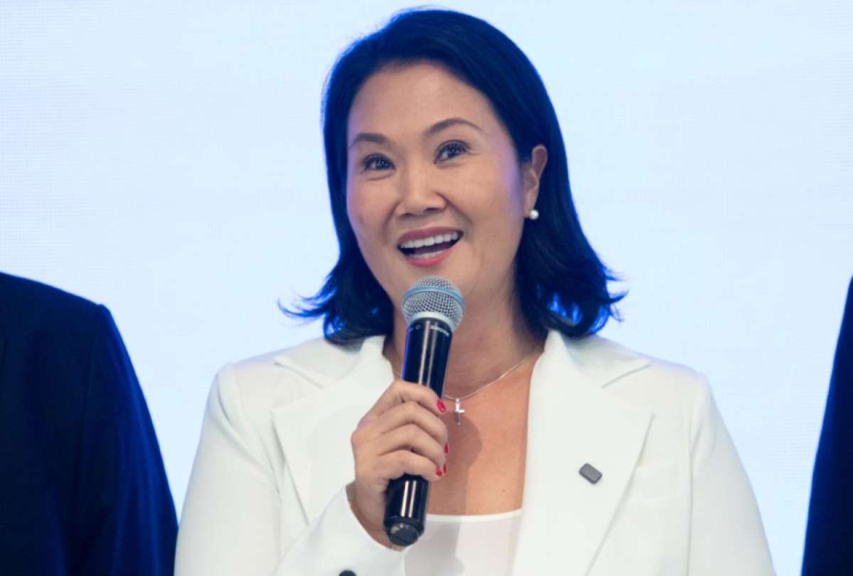 La candidata presidencial peruana Keiko Fujimori habla en una conferencia de prensa en Lima, Per&uacute;, 13 de abril de 2026. 
