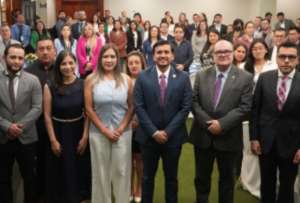 Ecuador diseña su hoja de ruta para garantizar acceso seguro a medicamentos