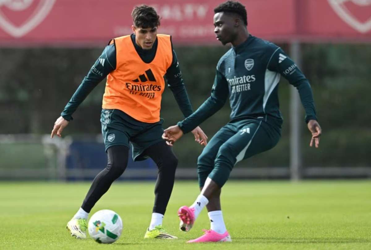 Piero Hincapi&eacute; va por su primer t&iacute;tulo con Arsenal