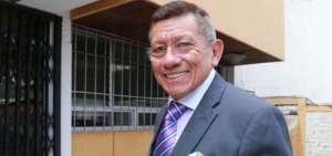 Directorio de la FEF exige disculpas a Carlos Villac&iacute;s