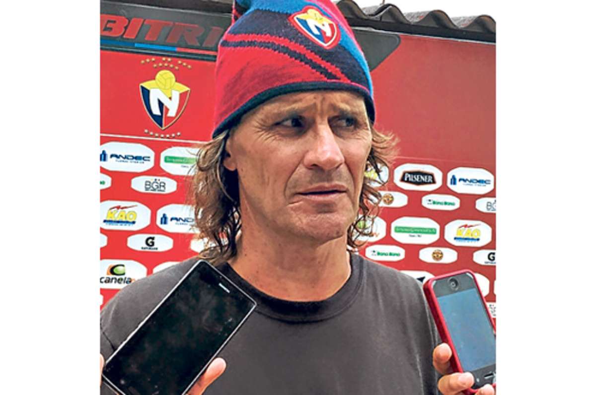 Rub&eacute;n Ins&uacute;a se va y deja en incertidumbre a El Nacional 