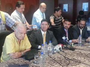 Juan Jim&eacute;nez, presidente del Tribunal Electoral, durante la rueda de prensa. Foto: @oortega10
