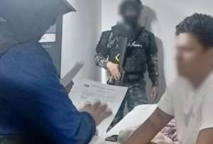 En el marco de una investigación por el presunto delito de lavado de activos, las autoridades detuvieron a seis personas, entre ellos, Azhael Alexander R., hijo de alias &quot;JR&quot;(+). 