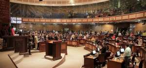 Galenos participan en primer debate del C&oacute;digo de la Salud