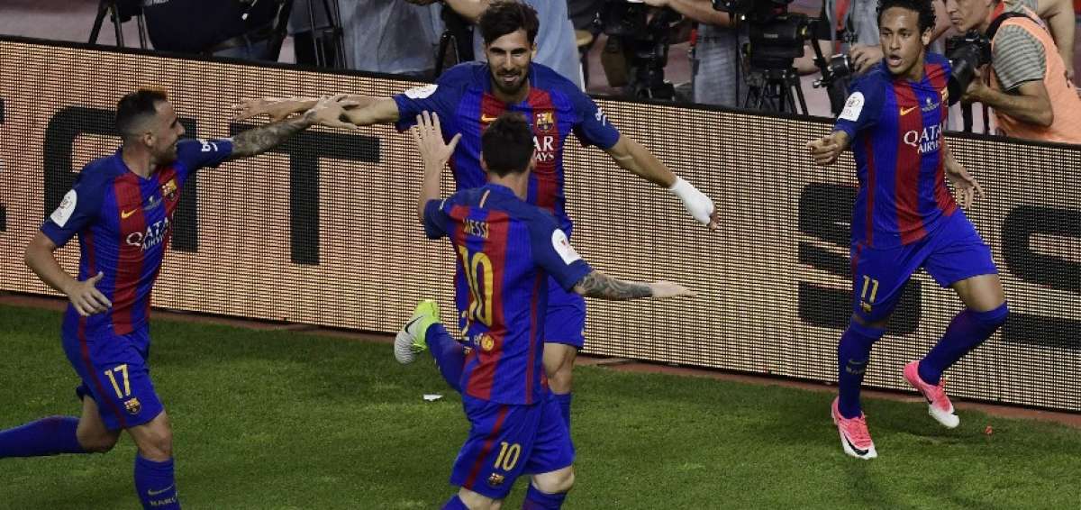 Barcelona gana la Copa del Rey al derrotar 3-1 al Alav&eacute;s