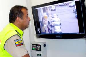 El veh&iacute;culo est&aacute; equipado en su interior con c&aacute;maras de videovigilancia. Foto: Rocio Gordillo |  para El Tel&eacute;grafo