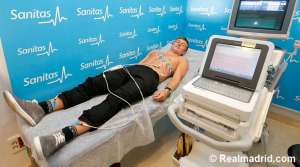 Toni Kroos supera con &eacute;xito el reconocimiento m&eacute;dico