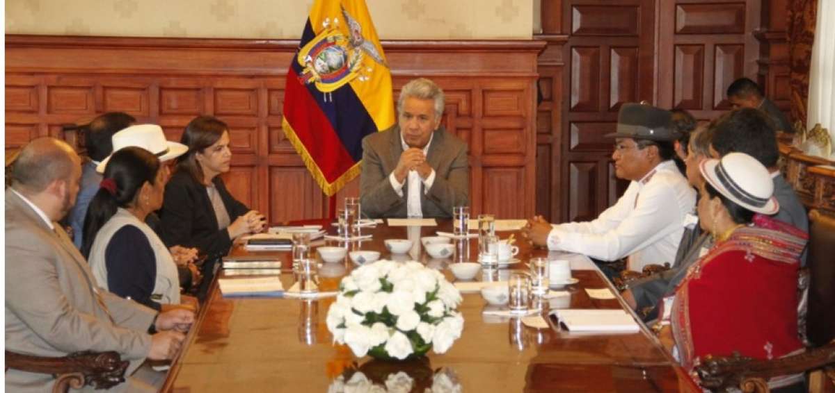 Como parte de los di&aacute;logos, el presidente Len&iacute;n Moreno se reuni&oacute; con miembros de la Fenocin para escuchar sus propuestas.