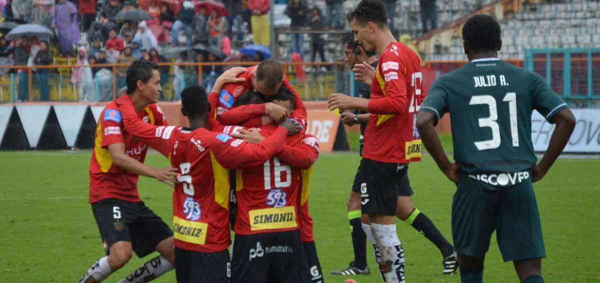 Liga pierde en Cuenca y baja a la zona de descenso