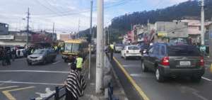 Av. Mariscal Sucre con tr&aacute;fico normal tras protesta de moradores de La Comuna