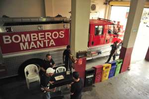 La instituci&oacute;n bomberil del puerto manabita dispone de 31 veh&iacute;culos para sofocar los incendios y emergencias. Foto: Rodolfo P&aacute;rraga.
