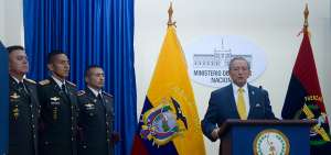 Oswaldo Jarr&iacute;n, ministro de Defensa,  lider&oacute; la ceremonia de inauguraci&oacute;n de los ejercicios binacionales de interdicci&oacute;n a&eacute;rea Andes.