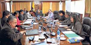 Los miembros del pleno de la Corte Constitucional del Ecuador. Foto: Archivo / El Tel&eacute;grafo