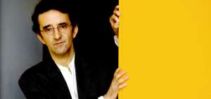Ricardo House aborda la relaci&oacute;n del autor con la literatura universal y con la pol&iacute;tica de su pa&iacute;s.