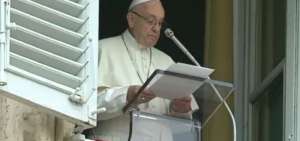 El papa Francisco expresa sus condolencias a Ecuador