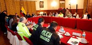 En el encuentro se da seguimiento a los avances en la resoluci&oacute;n de los casos. Foto: Presidencia 