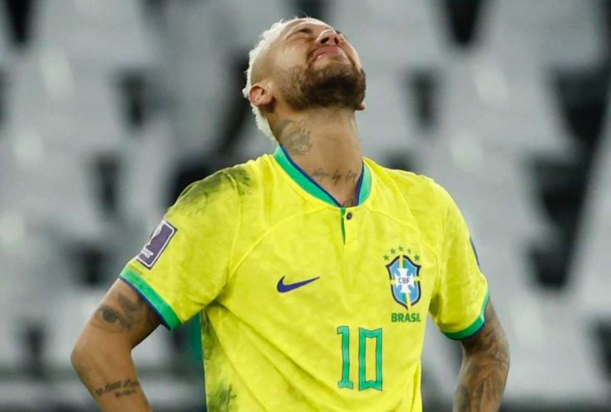 Neymar est&aacute; lesionado.