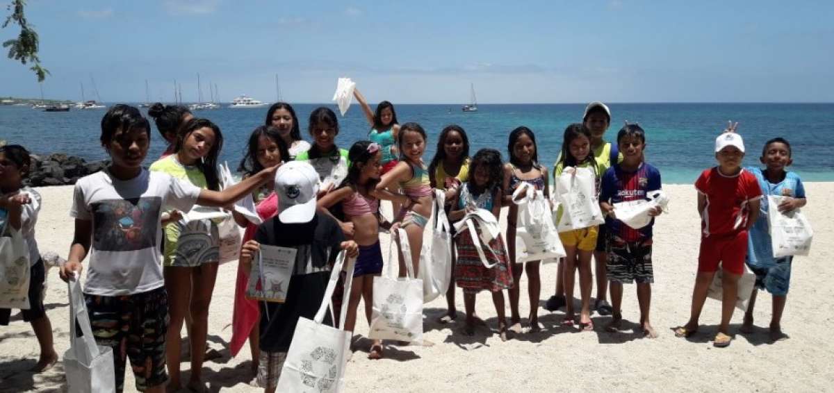 Los menores disfrutaron de aprender sobre  reciclaje en un entorno natural.