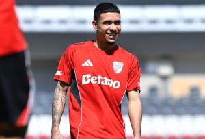 Kendry P&aacute;ez no jug&oacute; ante un equipo de tercera divisi&oacute;n