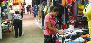 Los comerciantes de Manta hacen gestiones para realizar una feria municipal en octubre.
