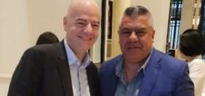 El presidente de la AFA fue quien recibi&oacute; al dirigente del m&aacute;ximo organismo del f&uacute;tbol.