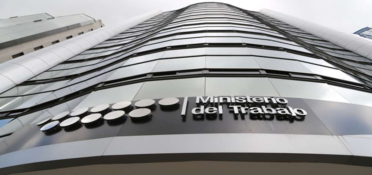 M&aacute;s de 7.000 exservidores recibieron compensaciones